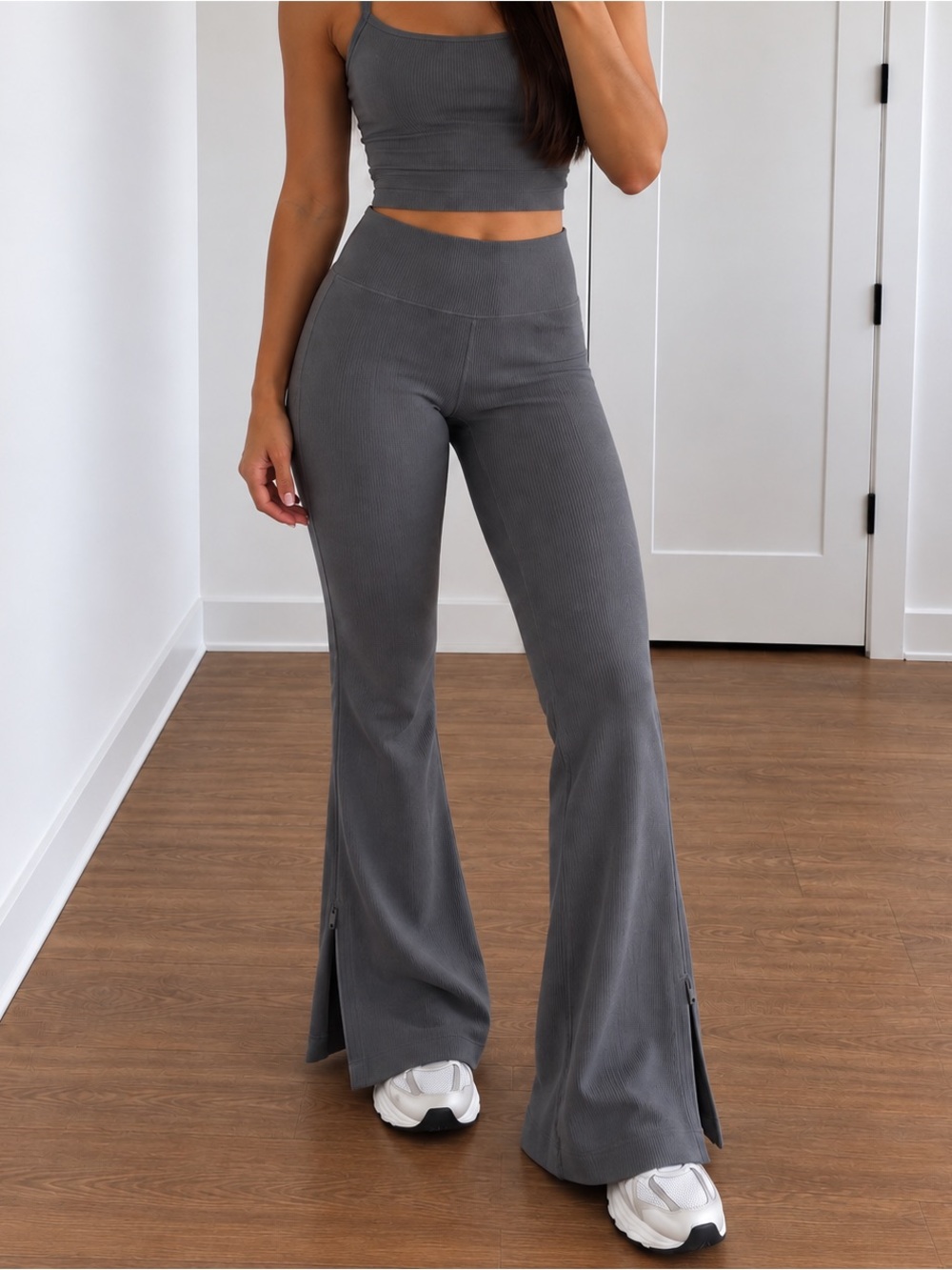 Lululemon Brushed Softstreme Ribbed Zip-Flared
Pants 32.5"